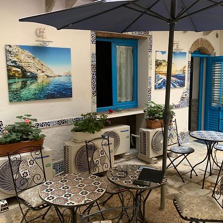 Cortile Azzurro Hotel Trapani Exterior foto